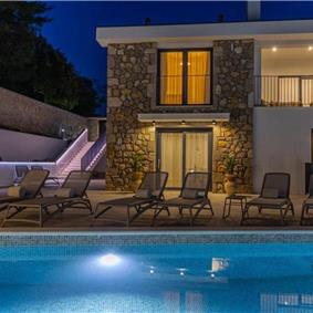 5 bedroom villa with pool near Crikvenica, sleeps 10